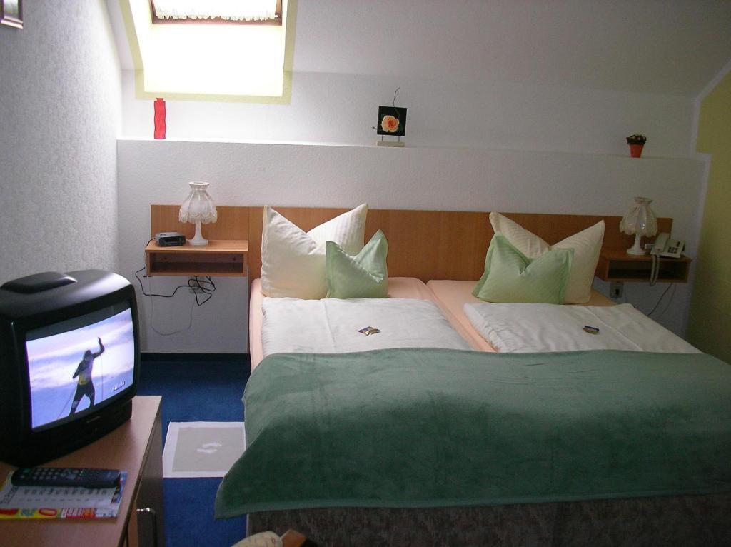 Hotel-Pension Am Muehlberg Luebbenau Phòng bức ảnh