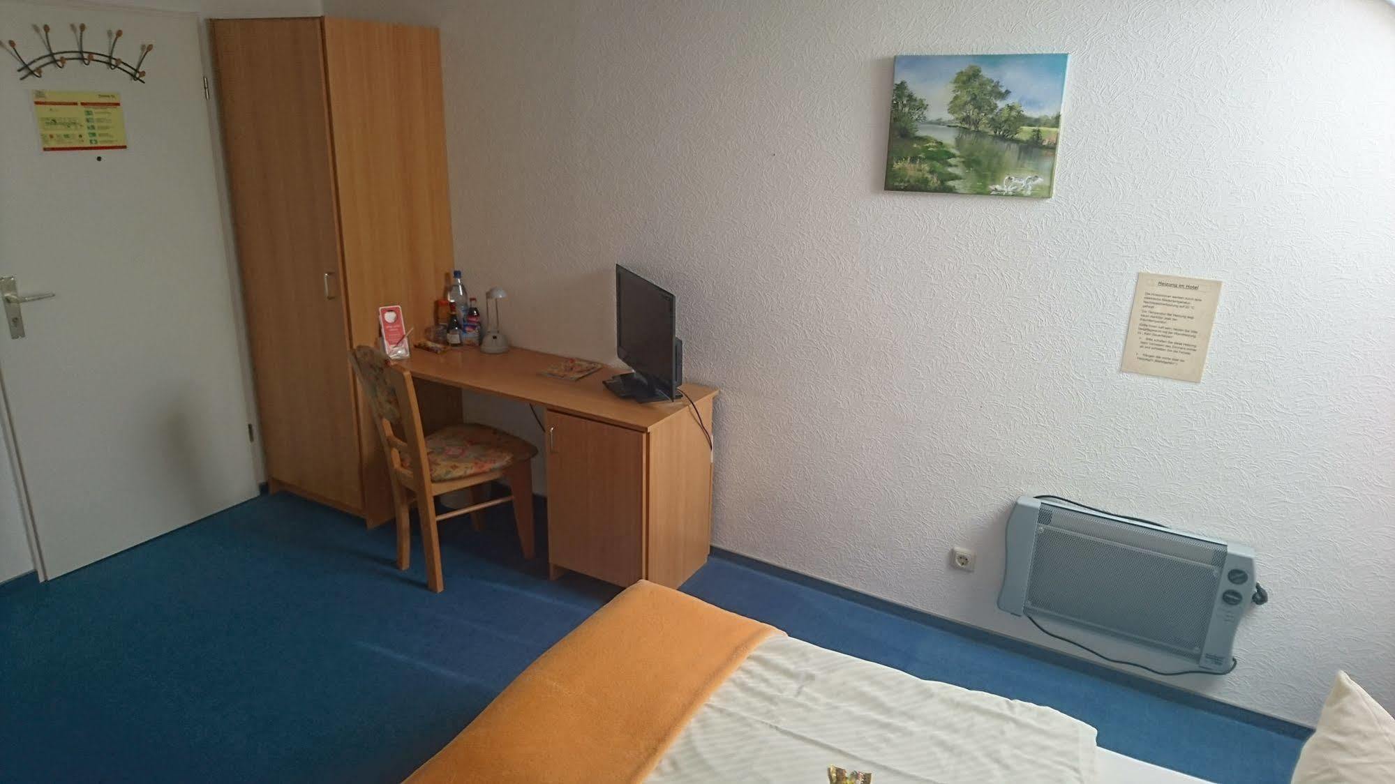 Hotel-Pension Am Muehlberg Luebbenau Ngoại thất bức ảnh